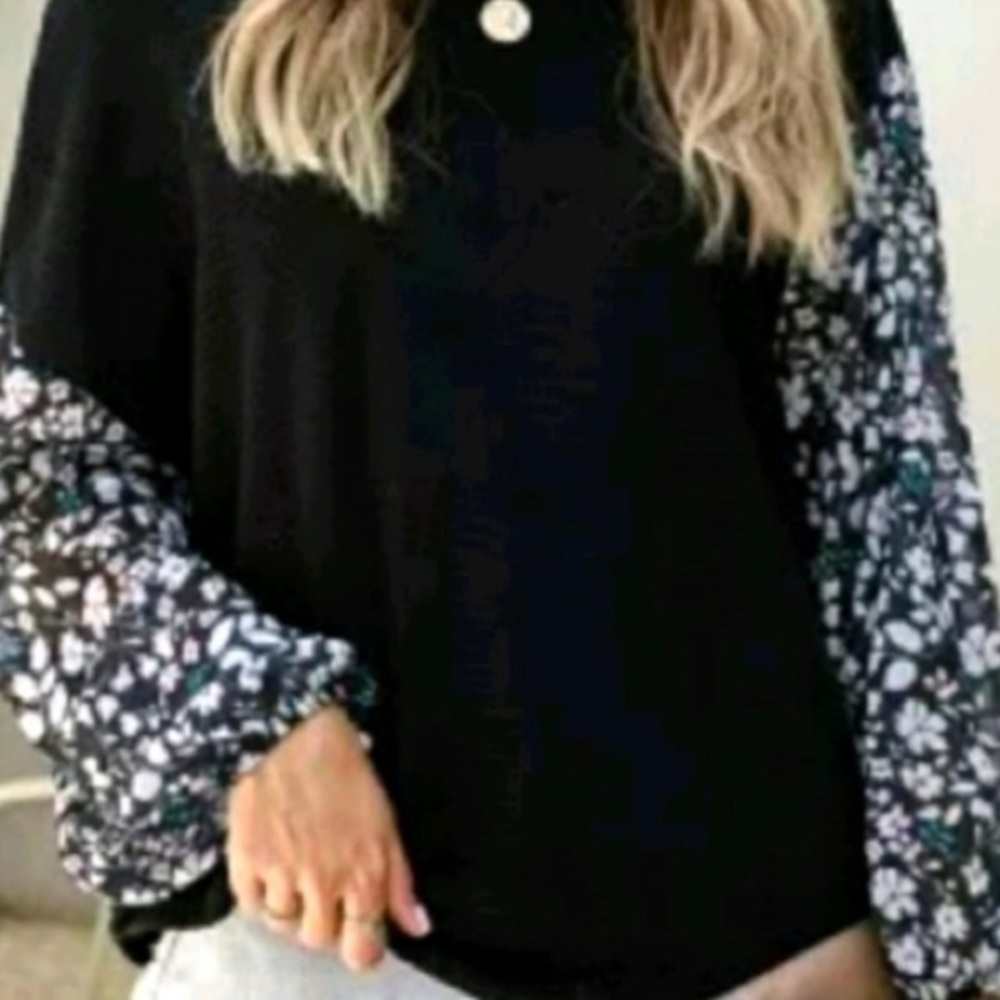 NEW Blossom blousy sleeve shirt